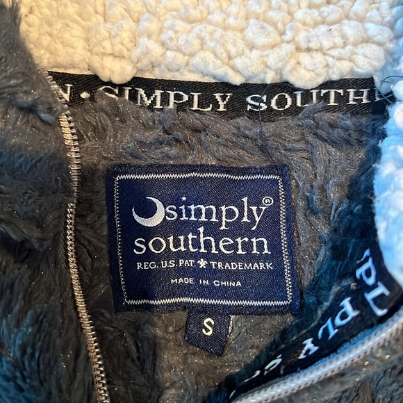 Simply Southern fleece pullover sweatshirt - Picture 4 of 10